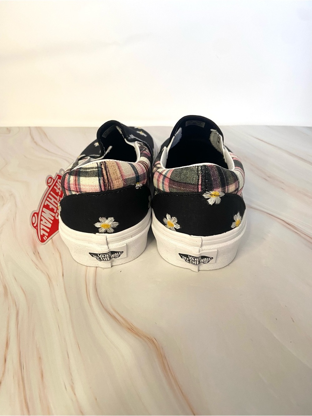 Vans Slip-On Sneakers with Daisy Embroidery - Picture 3 of 5